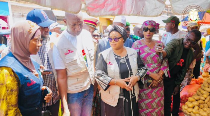 Contrôle national des prix, du poids et de la qualité : la ministre Fatima Camara à Mamou pour l’état des lieux de la mesure !