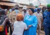 Incendie au grand marché de N’Zérékoré : la ministre Fatima Camara sur place pour réconforter les sinistrés !